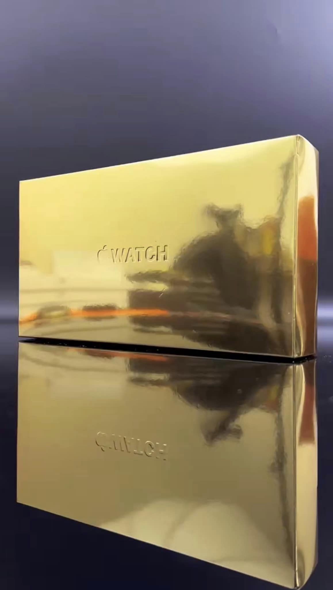 Apple Watch Series 8 Ultra Gold Edition